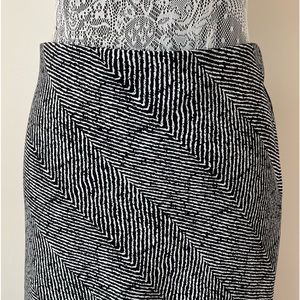 RACHEL ZOE Black & White Elastic Maxi Skirt